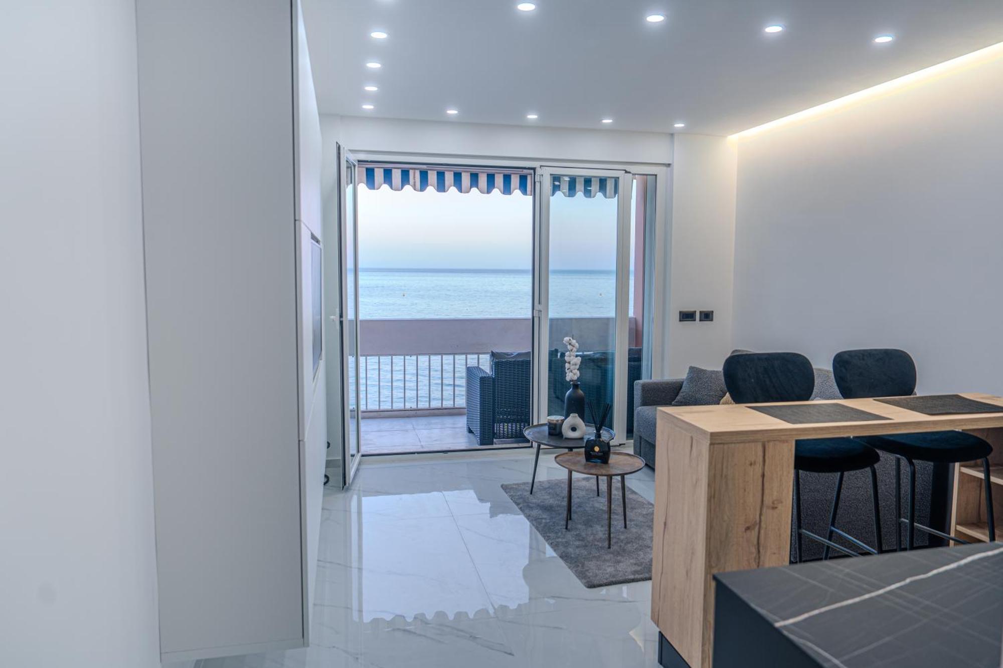 Le Pamela Menton Front De Mer Ngoại thất bức ảnh
